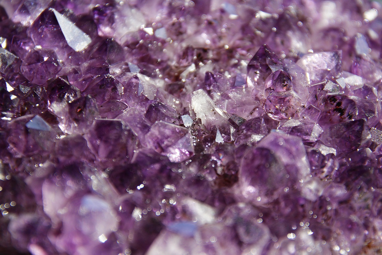 专业水晶饰品 | 高品质天然水晶 | 定制设计 | 水晶疗愈